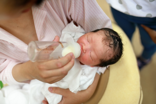 今と昔の子育て方法違い